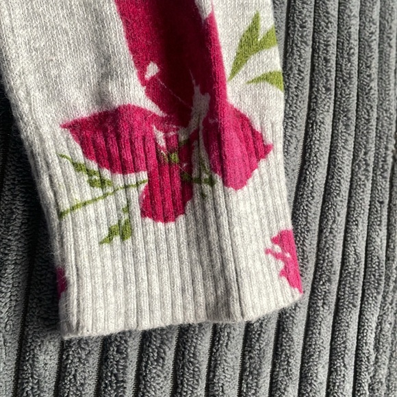Women’s Hollister Cardigan - Picture 5 of 8